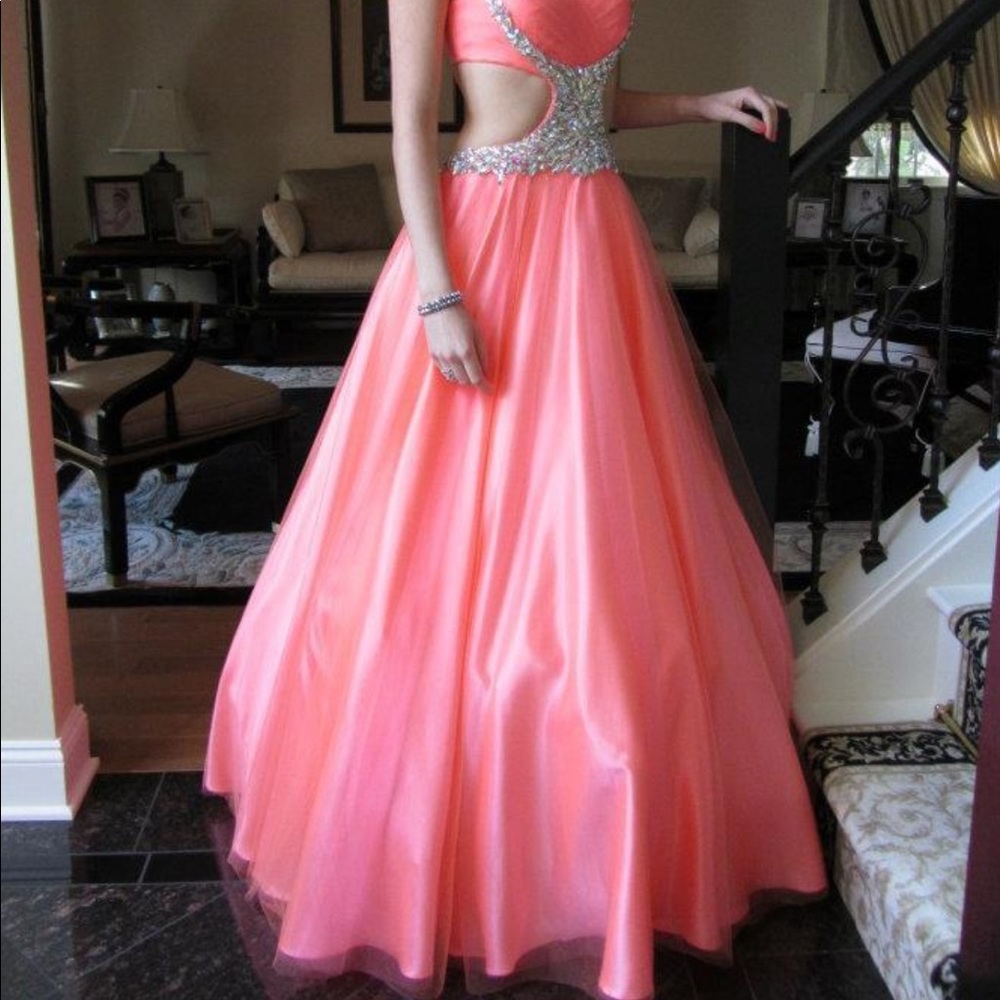 Prom dress / pageant gown